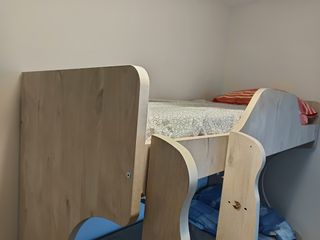Litera juvenil con un colchón incluido 