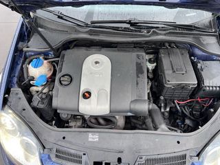 Volkswagen Golf 2005