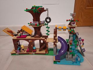 Lego Friends Campamento Aventura: casa del árbol.
