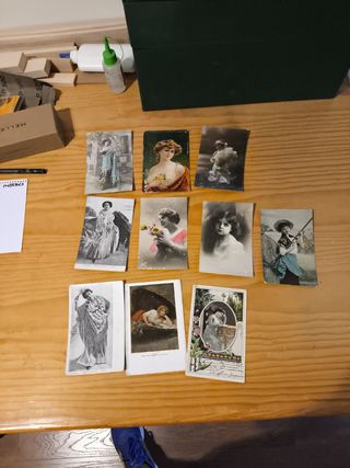 Lote de  Postales Antiguas de Mujeres