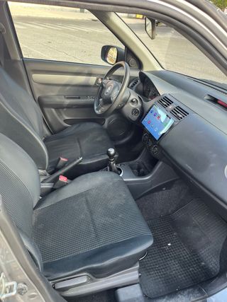 Suzuki Swift 2005
