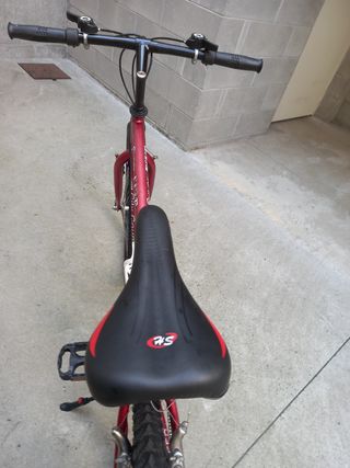 Bicicleta MTB City Country Rossa