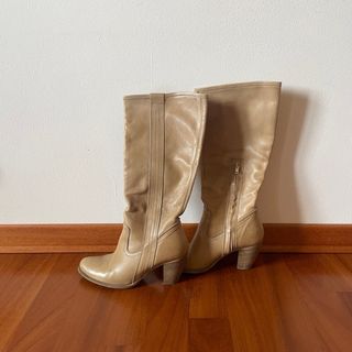 Stivali in pelle beige