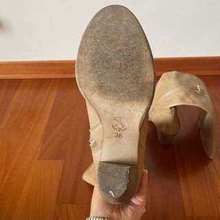 Stivali in pelle beige