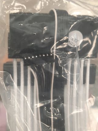 Cable Lian Li Strimer 24pin RGB PC Refrigeración