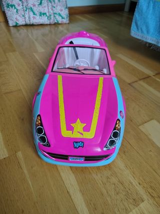 Coche Nancy Rosa California