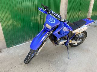 Yamaha DT 125