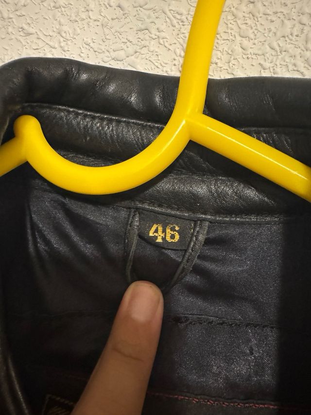 Chaqueta Biker Cuero Vintage Negra