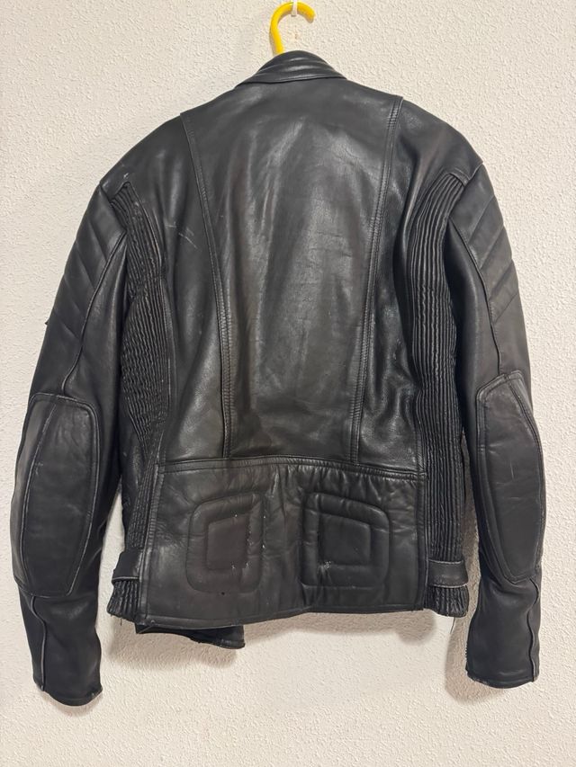 Chaqueta Biker Cuero Vintage Negra