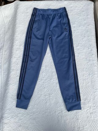 Chándal Adidas Azul con Rayas Negras