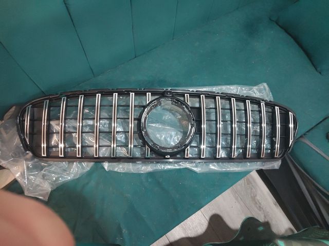 Parrilla Delantera Mercedes GLC X253 2015-2019