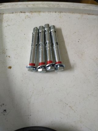 Anclaje para moto i candado