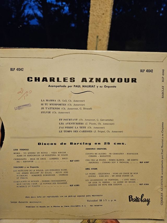 Charles Aznavour - La Mamma