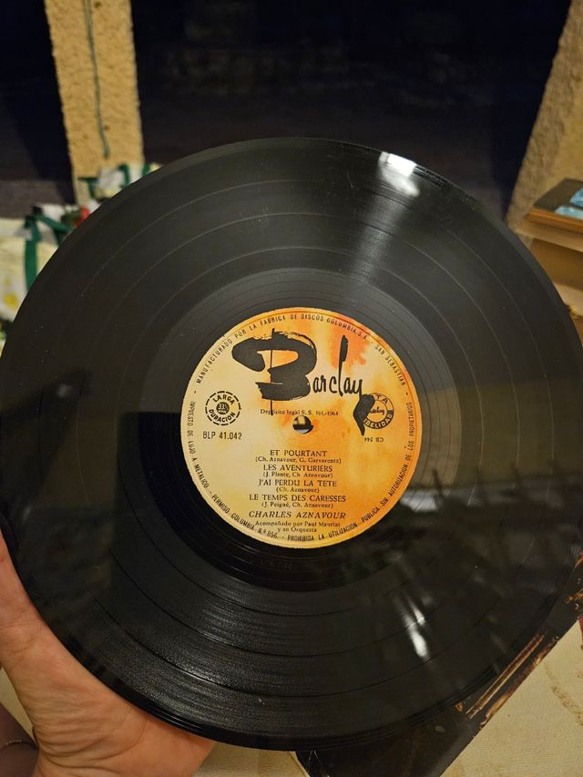 Charles Aznavour - La Mamma