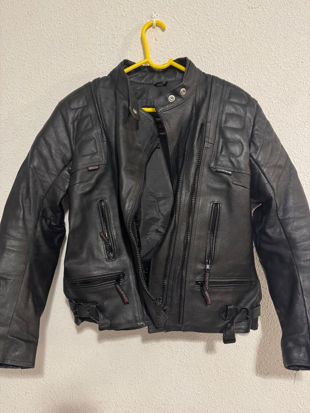 Chaqueta Biker Cuero Negra