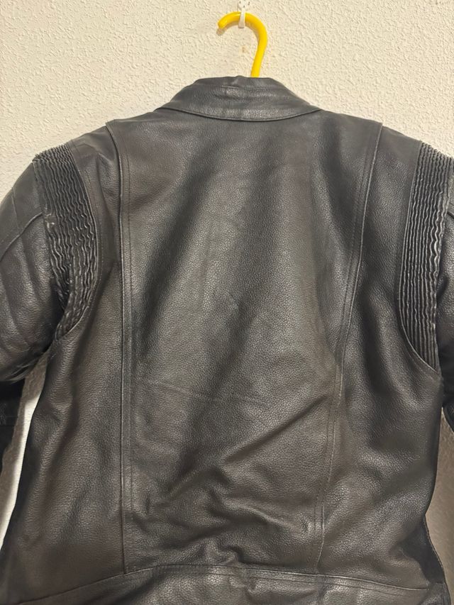 Chaqueta Biker Cuero Negra