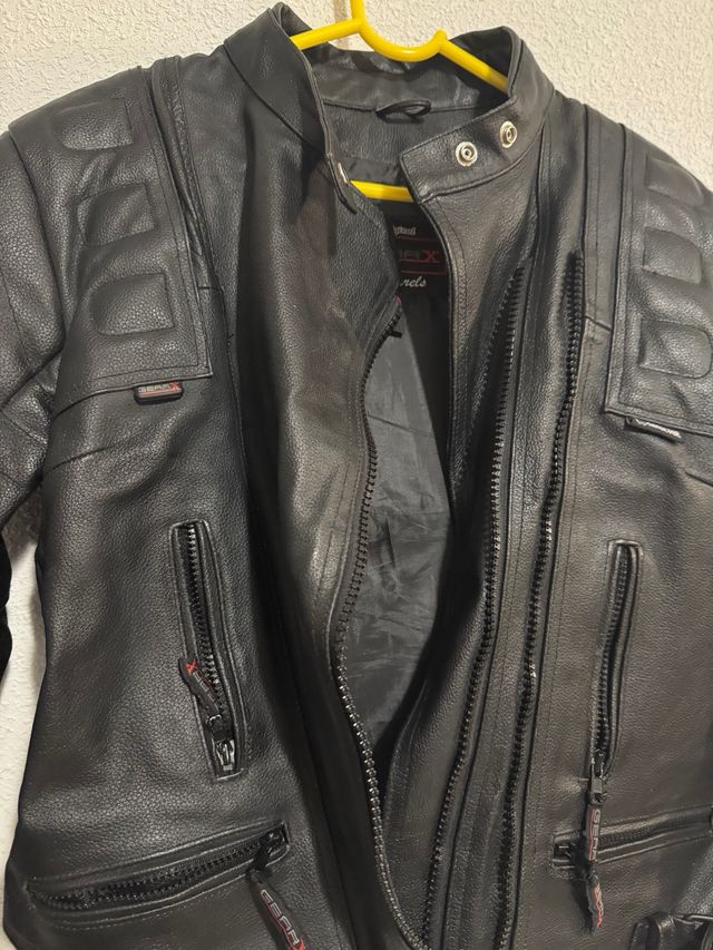 Chaqueta Biker Cuero Negra