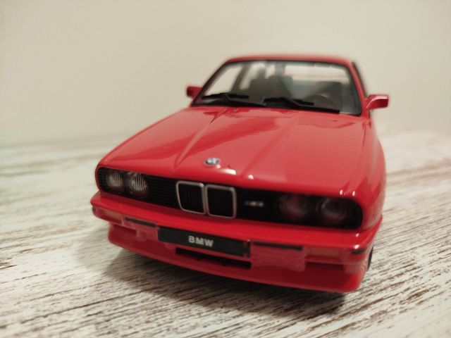 BMW M3  1/24
