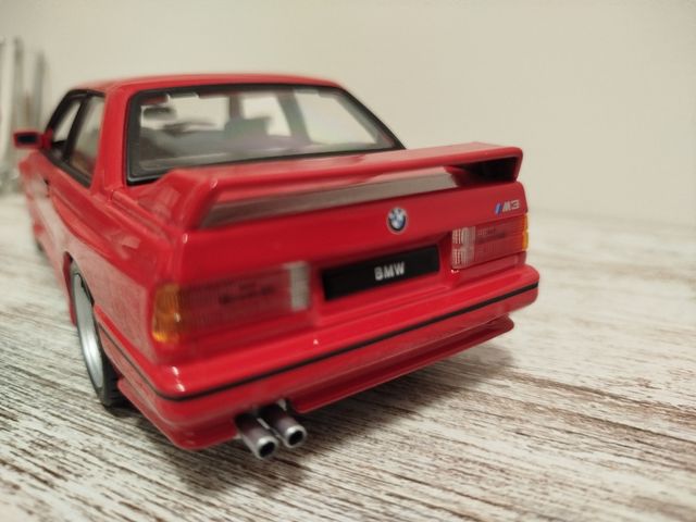 BMW M3  1/24