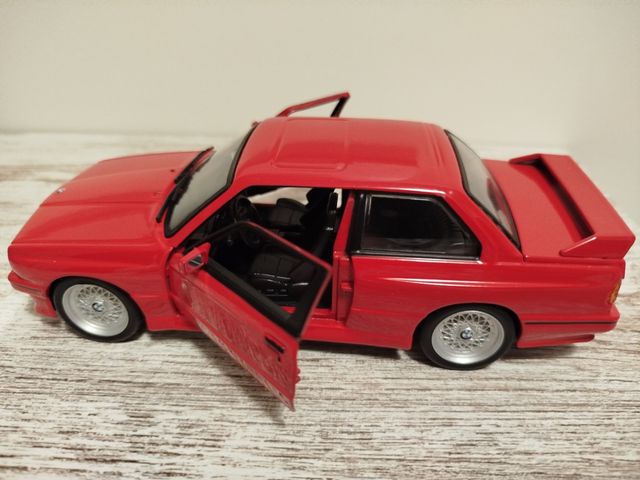 BMW M3  1/24