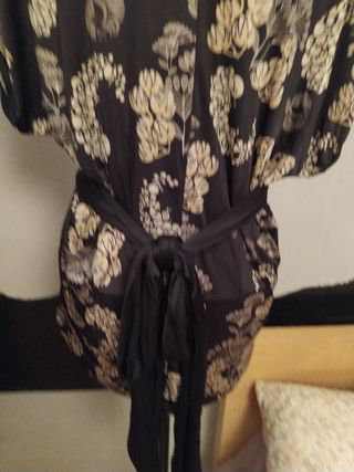 Blusón de poliamida estampado