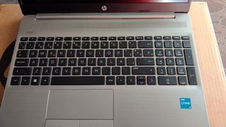 Portátil HP 250 G8 i3 Nuevo Gris