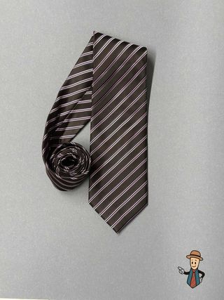Corbata de seda con rayas