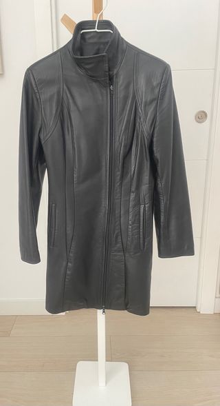 Chaqueta Larga de Cuero Negra