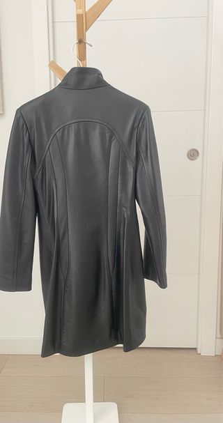 Chaqueta Larga de Cuero Negra