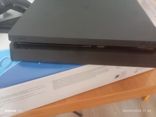 PS4 (PlayStation 4) 1TB