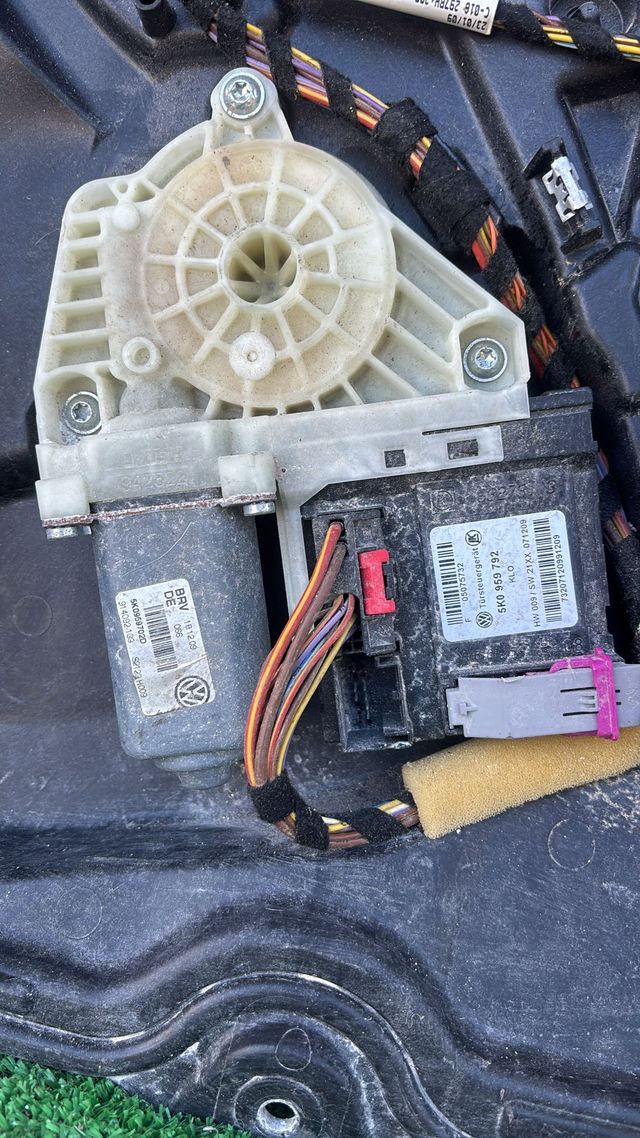 MECCANISMO ALZACRISTALLO ANT.DX VOLKSWAGEN GOLF VI