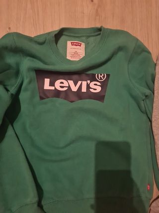 Lote 2 Sudaderas Levi's y Adidas