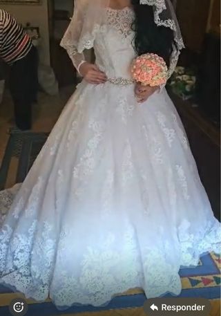 Vestido de Novia Princesa Talla  L regulable .