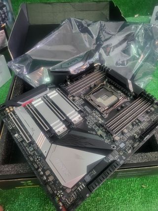 Gigabyte X299 AORUS Master Placa Base