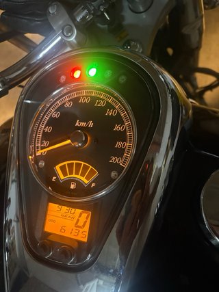 Suzuki Intruder C800 año 2012, con solo 6.000 km.