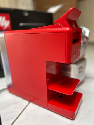 Macchina Caffè Illy Y3.3 Rossa