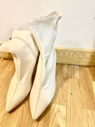 Botines blancos talla 40