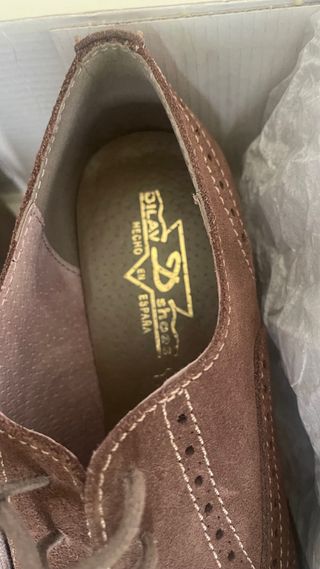 Zapatos de piel marrones