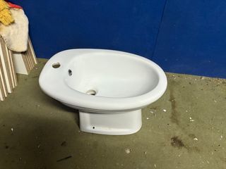 Bidé blanco