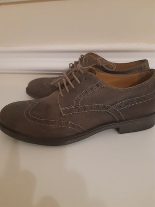 Scarpe donna Geox marroni con lacci