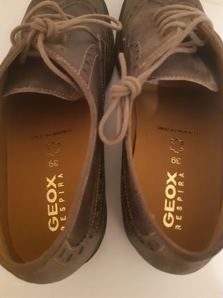 Scarpe donna Geox marroni con lacci