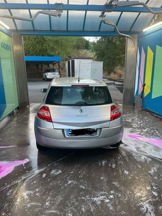 Renault Megane 2008 200000 km buen estado.