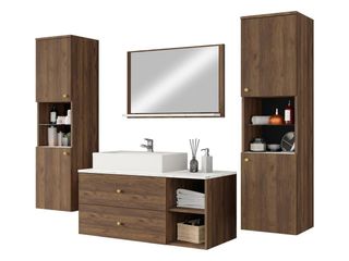 Specchio da bagno nuovo di zecca