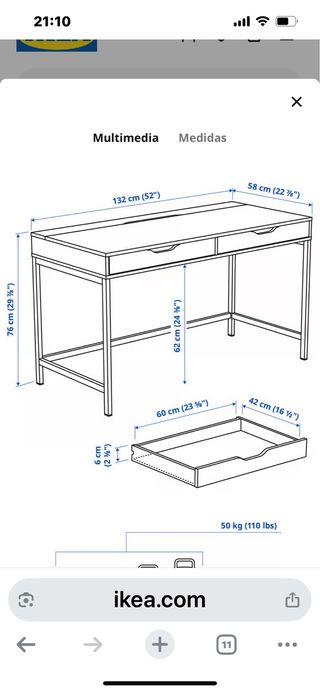 Mesa de escritorio blanca de madera