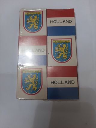 Cajas de cerillas antiguas con molinos y niños