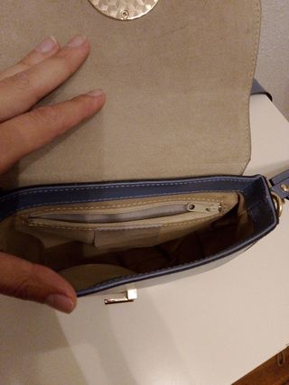 Bolso Cheval Azul con Aro Dorado