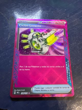 Carta Pokémon Ciclón Levante Entrenador