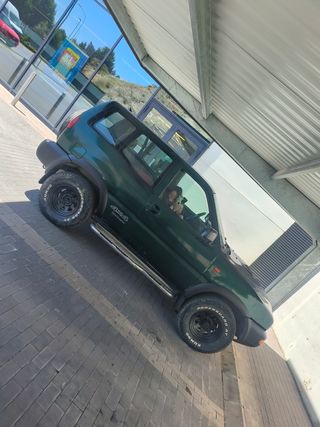 Nissan Terrano II 2000