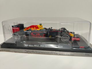 Red Bull RB12 Max Verstappen 2016 1:24