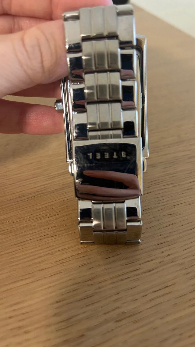 Reloj Guess W12041G1 Plata